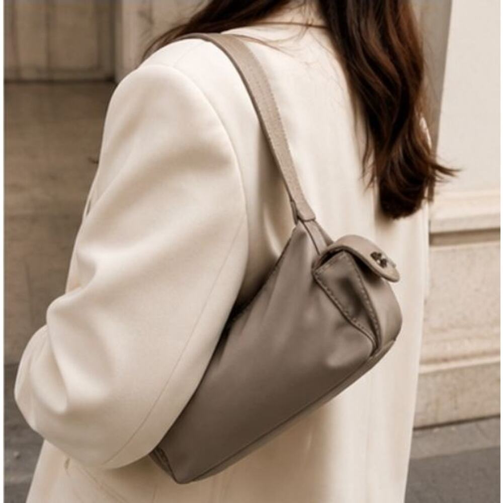 NEW Nine West Taupe Nylon Baguette Shoulder Bag Minimalist Y2K Quiet Luxury